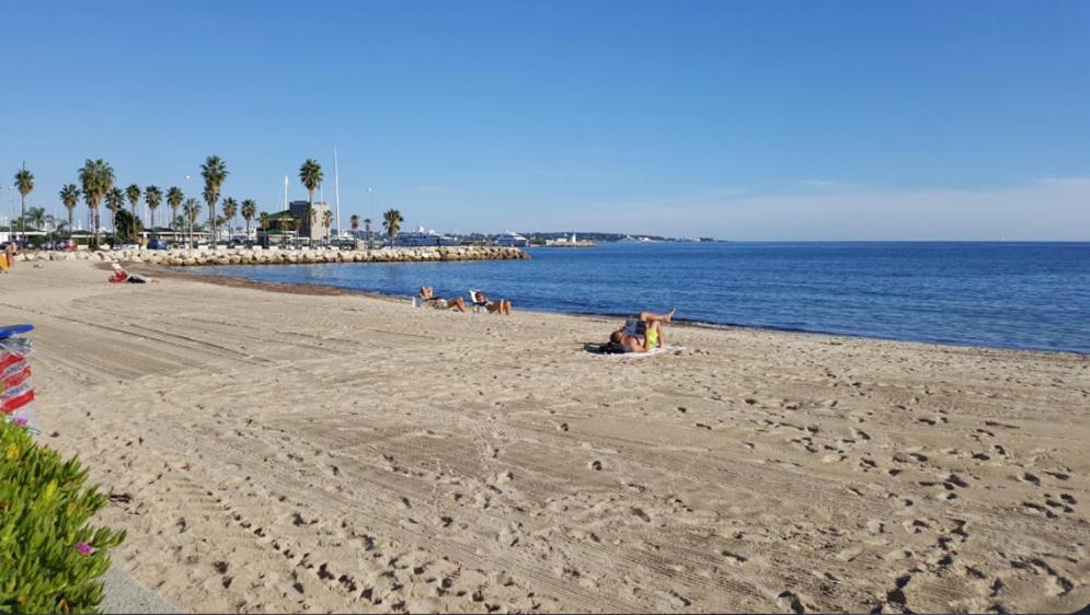Spacieux Studio A Golfe Juan 2 Minutes Des Plages Vallauris Esterno foto